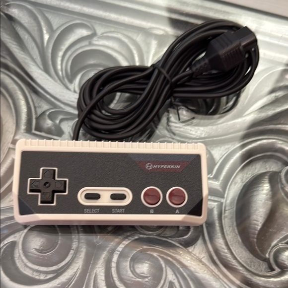Hyperkin Cadet Premium Retro NES Gaming Controller - Black and Grey - Picture 1 of 5